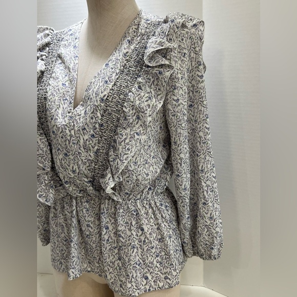 Floral Ruffle Blouse - Blue and White - Picture 5 of 14